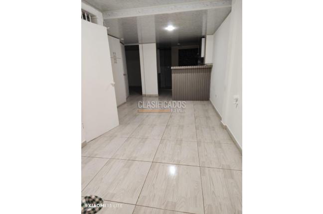 Apartamentos, Alquiler, Dos Quebradas - $730.000