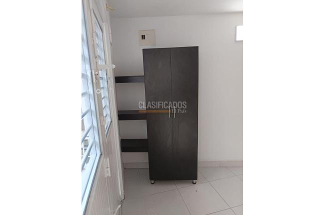 Apartaestudios, Alquiler, Cristales - $700.000