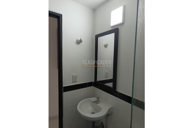 Apartaestudios, Alquiler, Cristales - $700.000