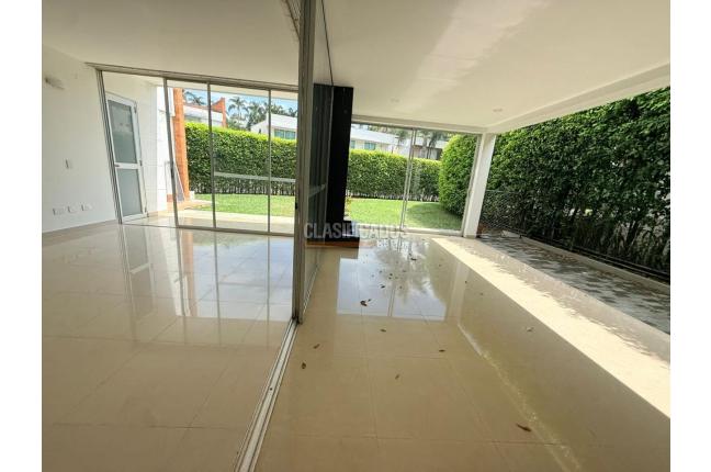 Casas, Alquiler en Ciudad Jardín