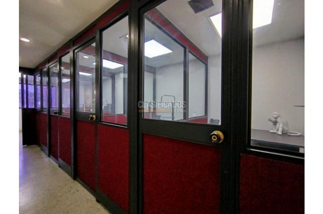 Oficinas y Consultorios, Alquiler en San Vicente