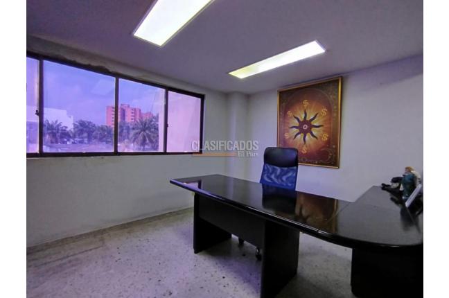 Oficinas y Consultorios, Alquiler, San Vicente - $2.600.000