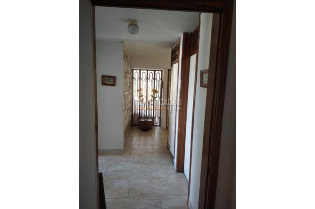 Apartamentos, Alquiler, Versalles - $380.000.000