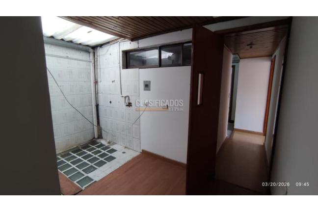 Casas, Alquiler, Bogotá - $2.500.000