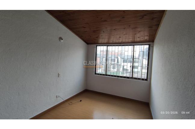 Casas, Alquiler, Bogotá - $2.500.000