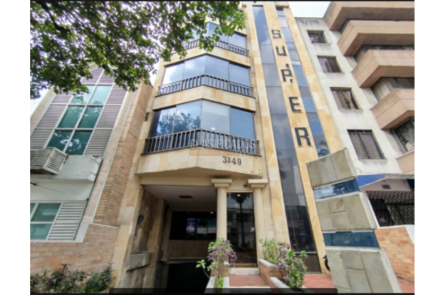 Oficinas y Consultorios, Alquiler en San Vicente