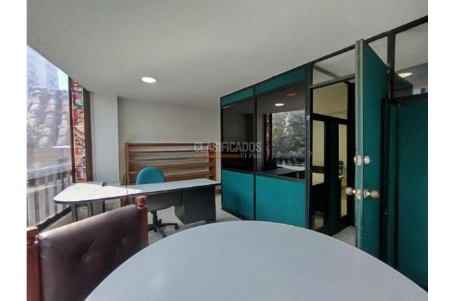 Oficinas y Consultorios, Alquiler, San Vicente - $2.600.000