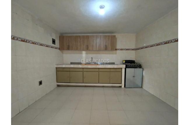 Apartamentos, Alquiler, El Troncal - $1.300.000