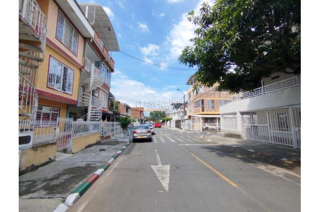 Apartamentos, Alquiler, El Troncal - $1.300.000