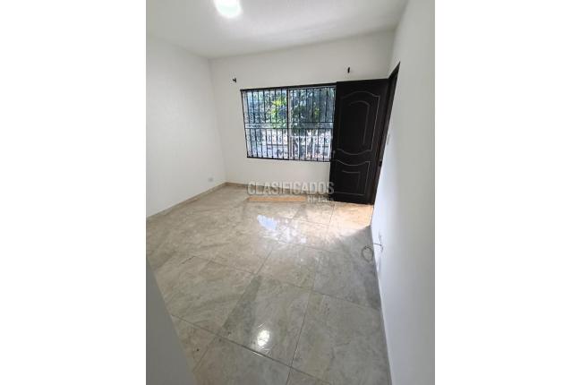 Apartaestudios, Alquiler, Las Delicias - $840.000