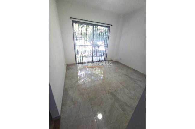 Apartaestudios, Alquiler, Las Delicias - $840.000