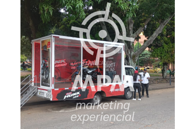 CAMION VITRINA U OFICINA MOVIL - Banquetes y Eventos