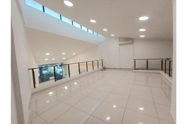 Locales y Bodegas, Alquiler, Centro Ccial. Unicentro - $13.000.000