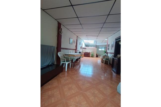 Casas, Venta, Alférez Real - $495.000.000