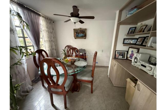 Apartamentos, Venta en Santa Anita