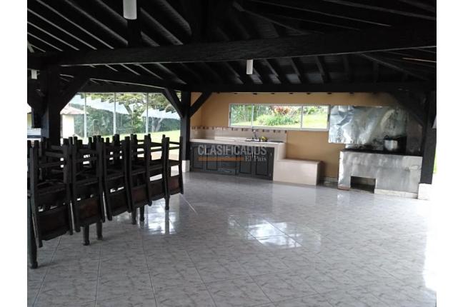 Fincas y Casas Campestres, Venta, Calima (Darién) - $1.900.000.000