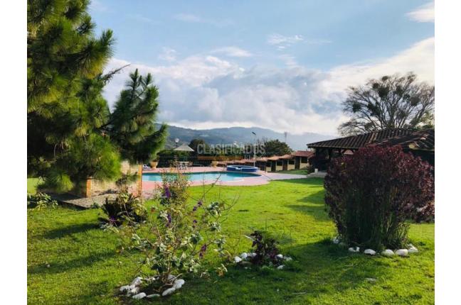 Fincas y Casas Campestres, Venta, Calima (Darién) - $1.900.000.000