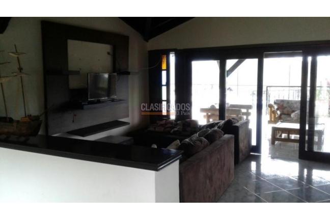 Fincas y Casas Campestres, Venta, Calima (Darién) - $1.900.000.000
