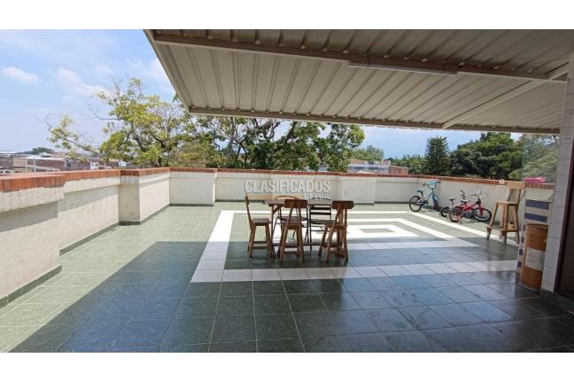 Edificios, Venta en Villa del Sur