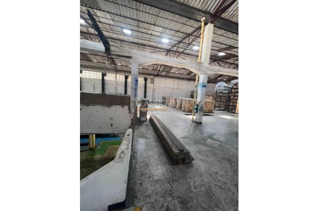 Locales y Bodegas, Venta, San Nicolás - $3.040.000.000