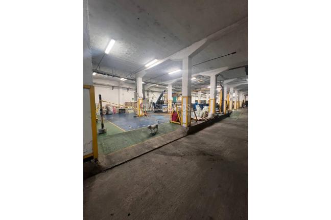 Locales y Bodegas, Venta, San Nicolás - $3.040.000.000