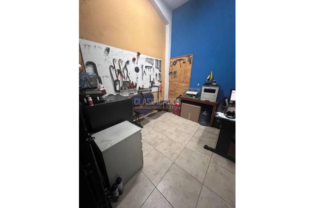 Locales y Bodegas, Venta, San Nicolás - $3.040.000.000