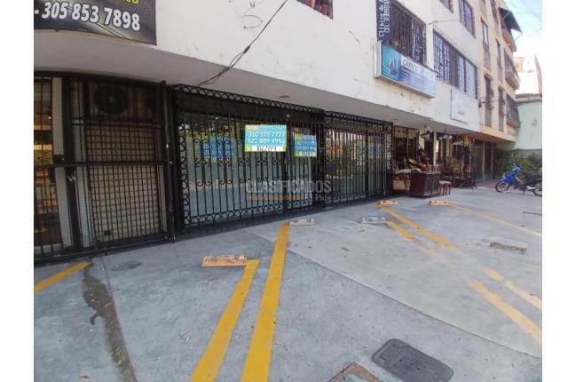 Oficinas y Consultorios, Alquiler, Versalles - $3.200.000