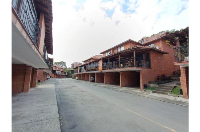 Casas, Alquiler en Ciudad Jardín