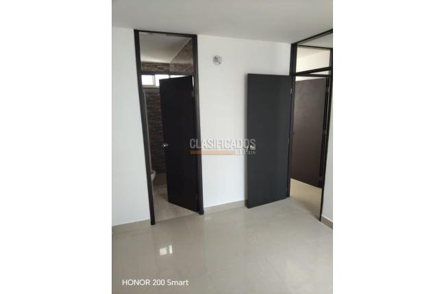 Apartamentos, Alquiler, Ciudad Pacifica - $1.200.000