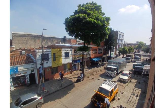 Locales y Bodegas, Alquiler, Belalcázar - $2.000.000