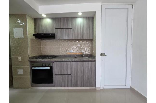 Apartamentos, Alquiler, Ciudad Pacifica - $1.300.000