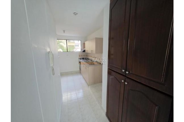 Apartamentos, Alquiler, Ciudad Jardín - $2.100.000