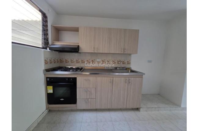 Apartamentos, Alquiler, Ciudad Jardín - $2.100.000