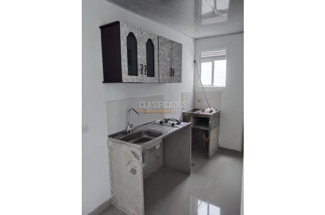 Apartamentos, Alquiler, Candelaria - $700.000