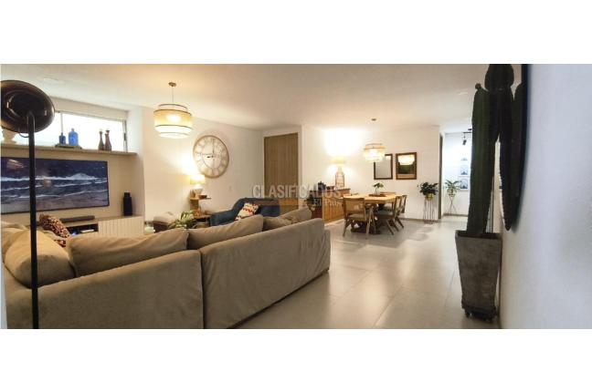 Apartamentos, Venta en Santa Mónica Residencial