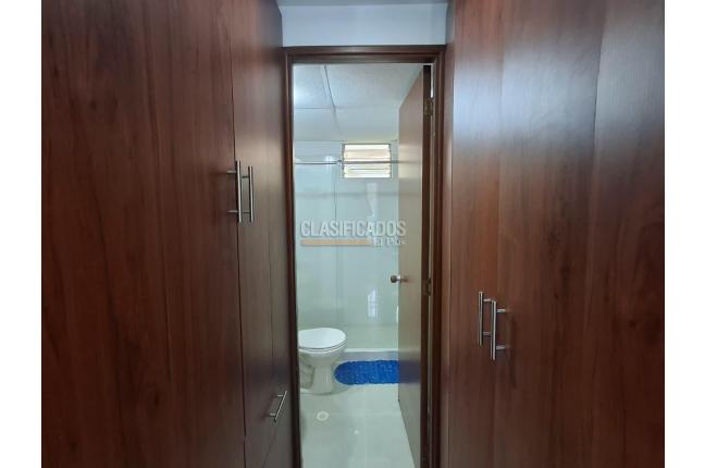 Apartamentos, Alquiler, La Hacienda - $2.200.000