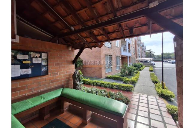 Apartamentos, Alquiler, La Hacienda - $2.200.000