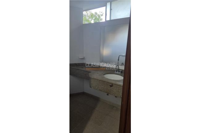 Apartamentos, Alquiler, Arboleda - $4.000.000