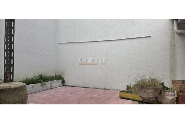 Locales y Bodegas, Alquiler, Granada - $7.500.000