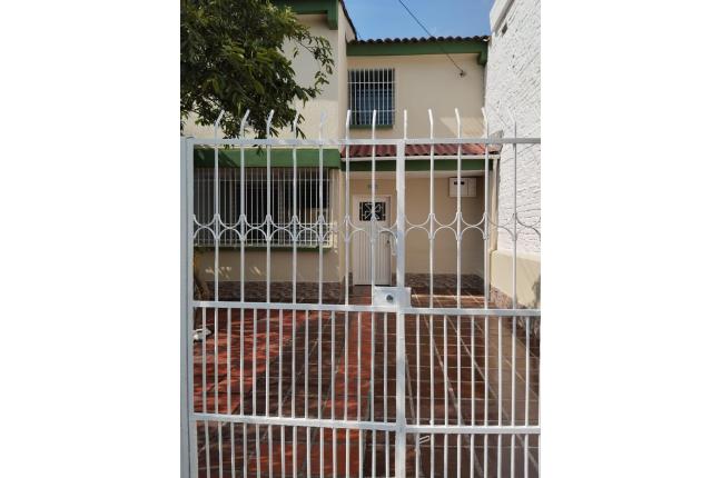 Casas, Alquiler en Departamental