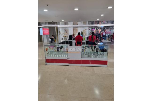 Locales y Bodegas, Alquiler en Centro Ccial Cosmocentro