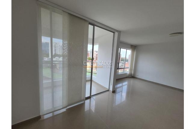 Apartamentos, Venta en Ciudad Jardín