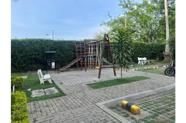 Apartamentos, Alquiler, Brisas del Limonar - $1.500.000