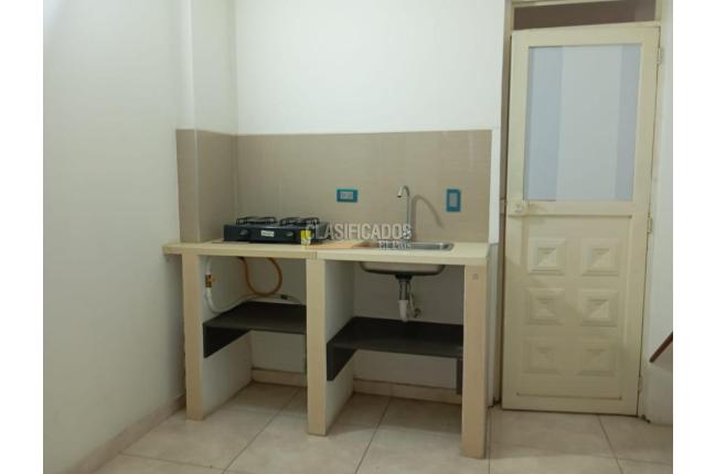 Apartaestudios, Alquiler, Calicanto - $850.000