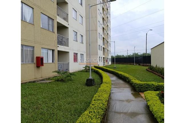 Apartamentos, Venta en Jamundí