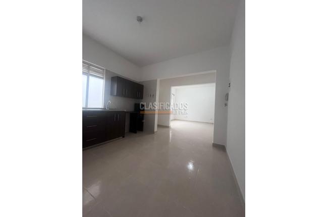 Apartamentos, Alquiler, Colseguros - $1.100.000