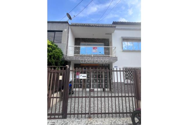 Apartamentos, Alquiler, Colseguros - $1.100.000