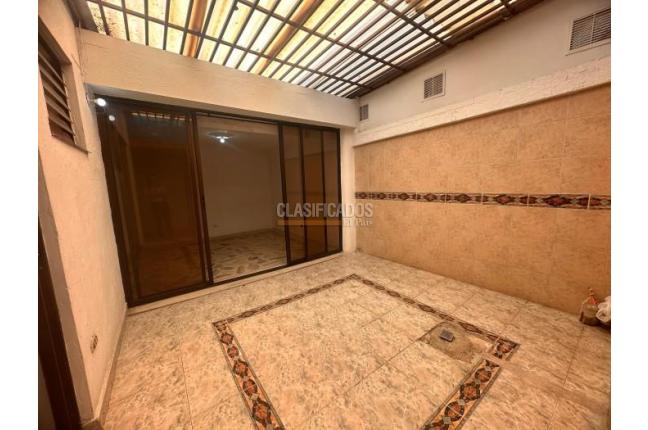 Apartamentos, Venta, Miraflores - $375.000.000