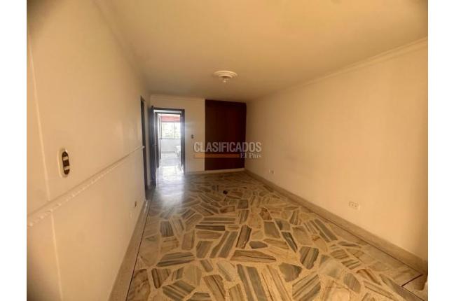 Apartamentos, Venta, Miraflores - $375.000.000