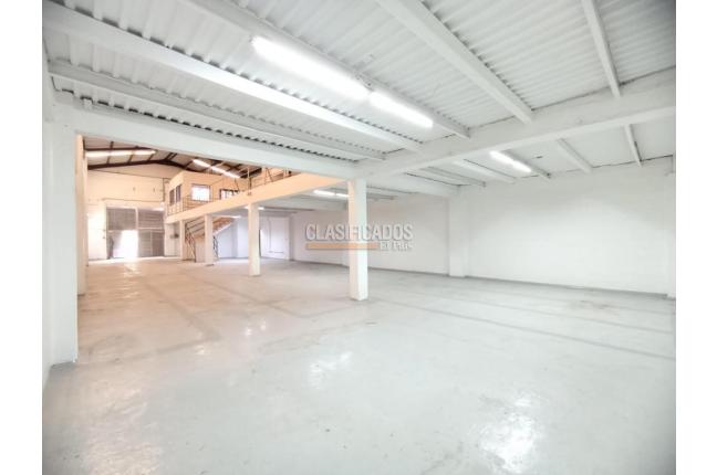 Locales y Bodegas, Alquiler, Los Cámbulos - $14.500.000